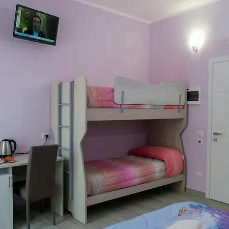 Rainbow Bed & Breakfast 4*