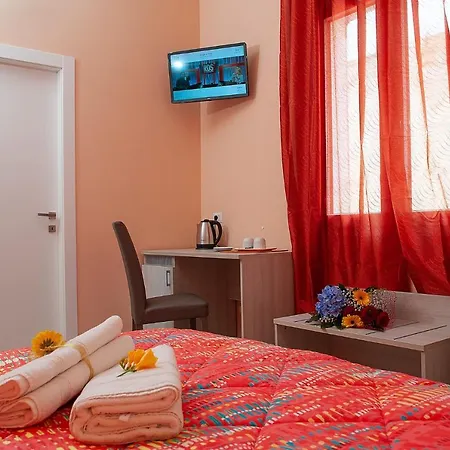 Rainbow Campofelice Di Roccella