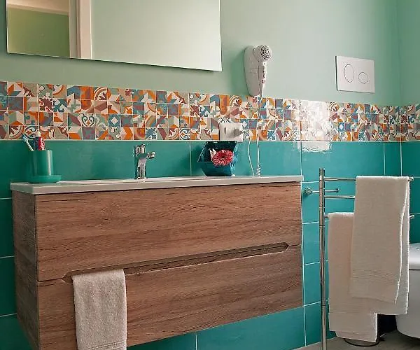 Bed & Breakfast Rainbow 4*