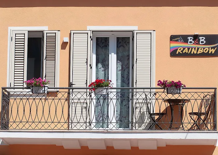 Bed & Breakfast Rainbow 4*